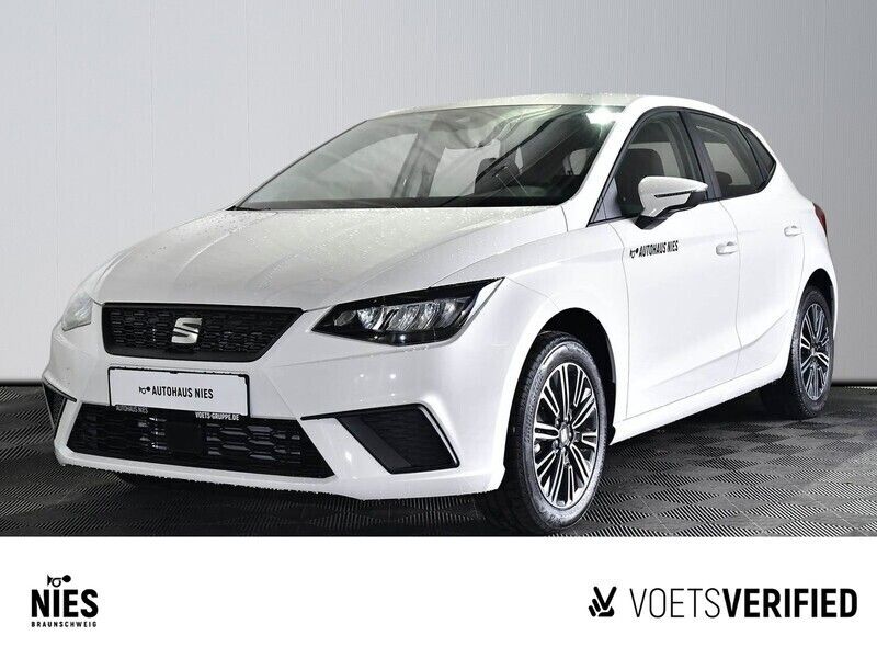 Weiß Gebraucht 2024 Seat Ibiza CONNECT Limousine | 17.850 € (Fairer Preis) - Bild 1/4