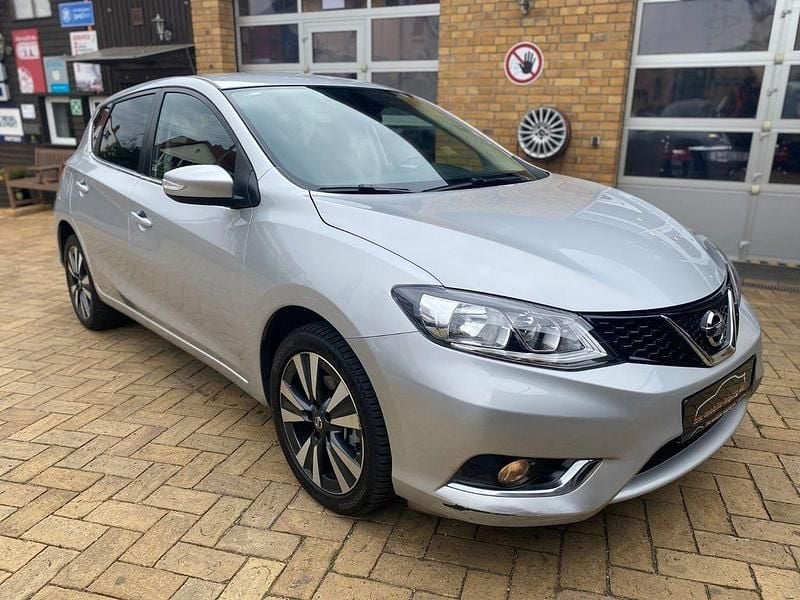 Silber Gebraucht 2018 Nissan Pulsar N-Connecta Limousine | 8.990 € (Superpreis) - Bild 1/4