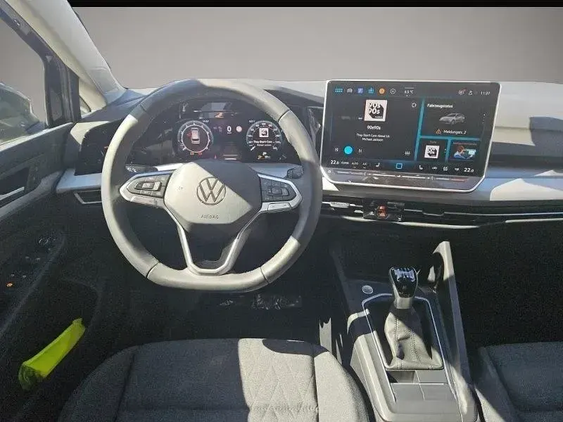 Neu VW Golf VIII 116 PS (85 kW) 2026 Manufacturer Limousine