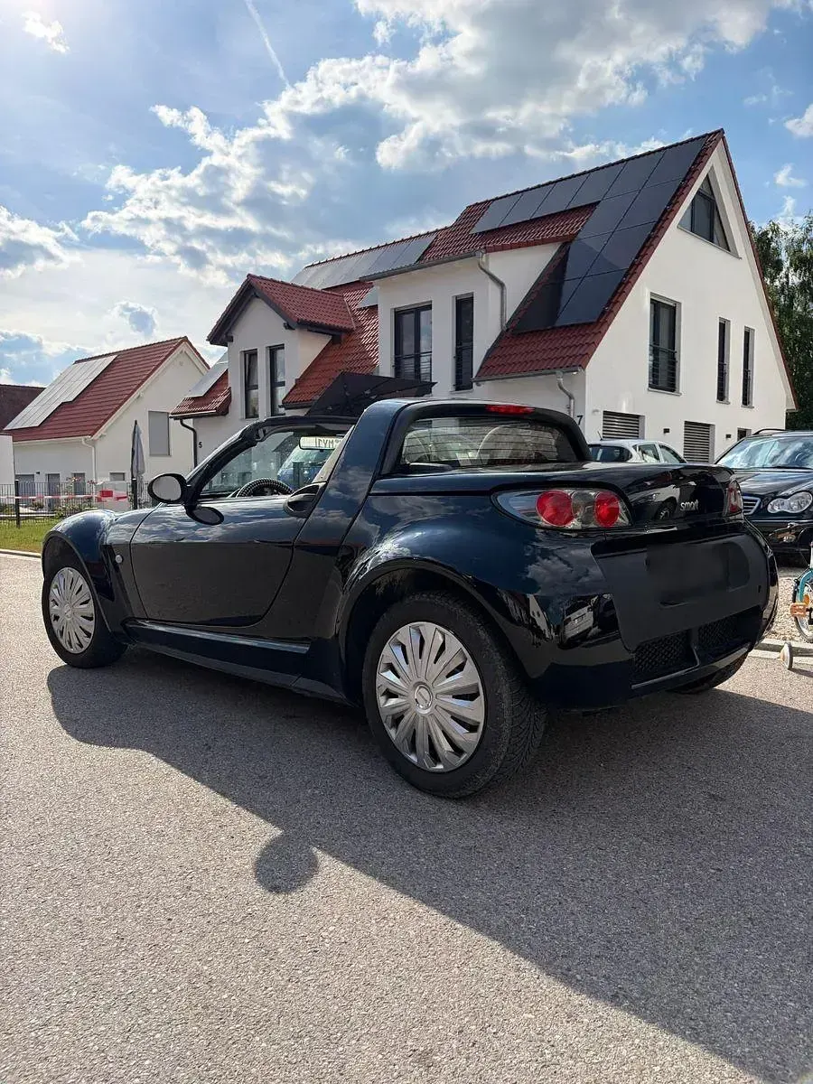 Gebraucht Smart Roadster 61 PS (44 kW) 2005 Schwarz Cabrio