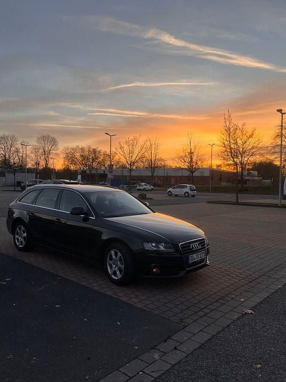 Gebraucht Audi A4 Attraction 180 PS (132 kW) 2009 Schwarz Kombi