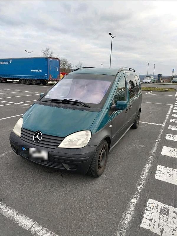 Gebraucht Mercedes Vaneo 125 PS (91 kW) 2002 Grün Van / Kleinbus