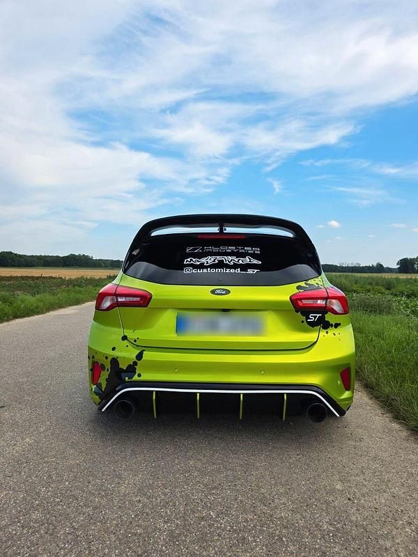 Gebraucht Ford Focus ST 280 PS (205 kW) 2020 Blau Limousine