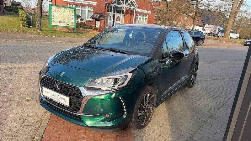 Gebraucht Citroën DS3 Sport Chic 131 PS (96 kW) 2018 Grün Limousine