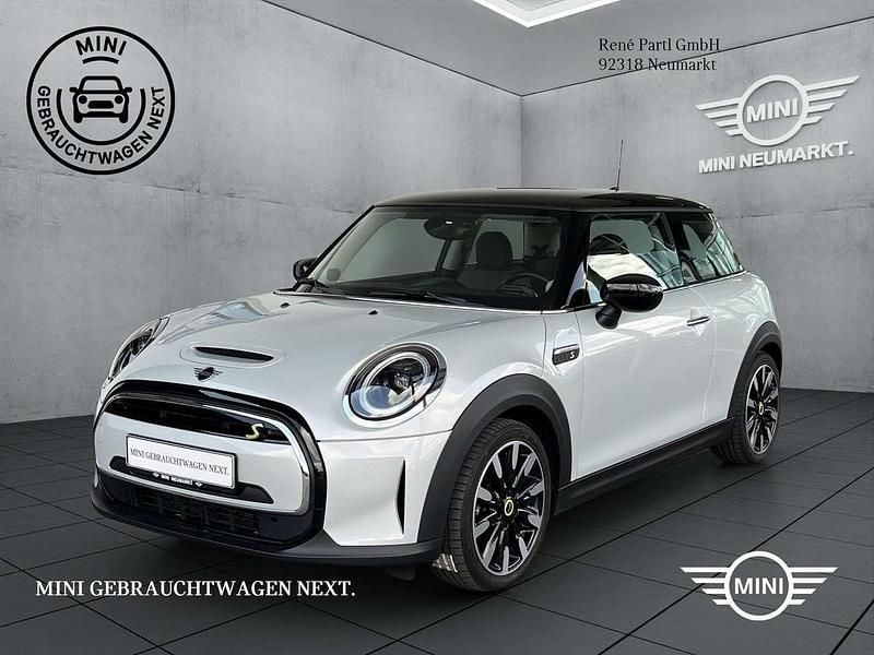 White silver Gebraucht 2022 Mini Cooper SE Kleinwagen | 18.350 € (Etwas zu teuer) - Bild 1/4