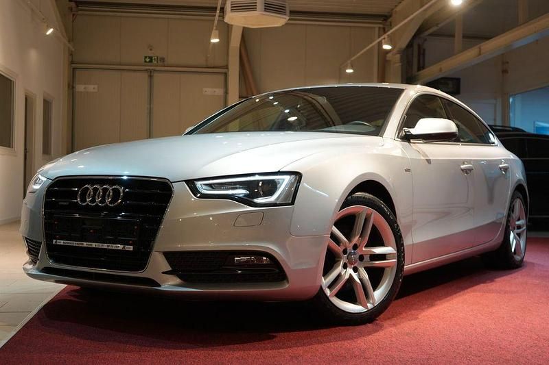 Gebraucht Audi A5 Sportback Sport 224 PS (164 kW) 2013 Silber Kleinwagen