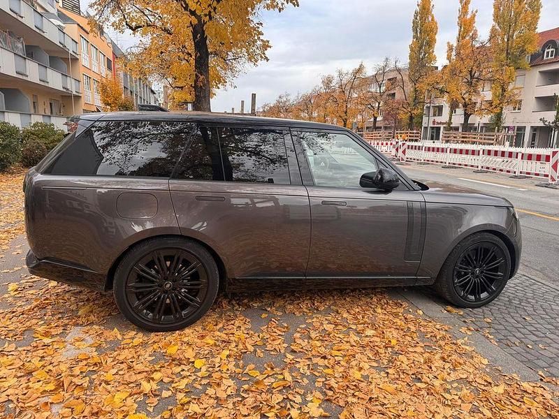 Gebraucht Land Rover Range Rover First Edition 349 PS (256 kW) 2022 Grau SUV