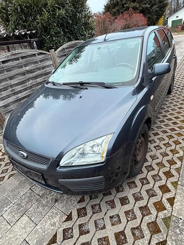 Gebraucht Ford Focus 109 PS (80 kW) 2006 Grau Kombi