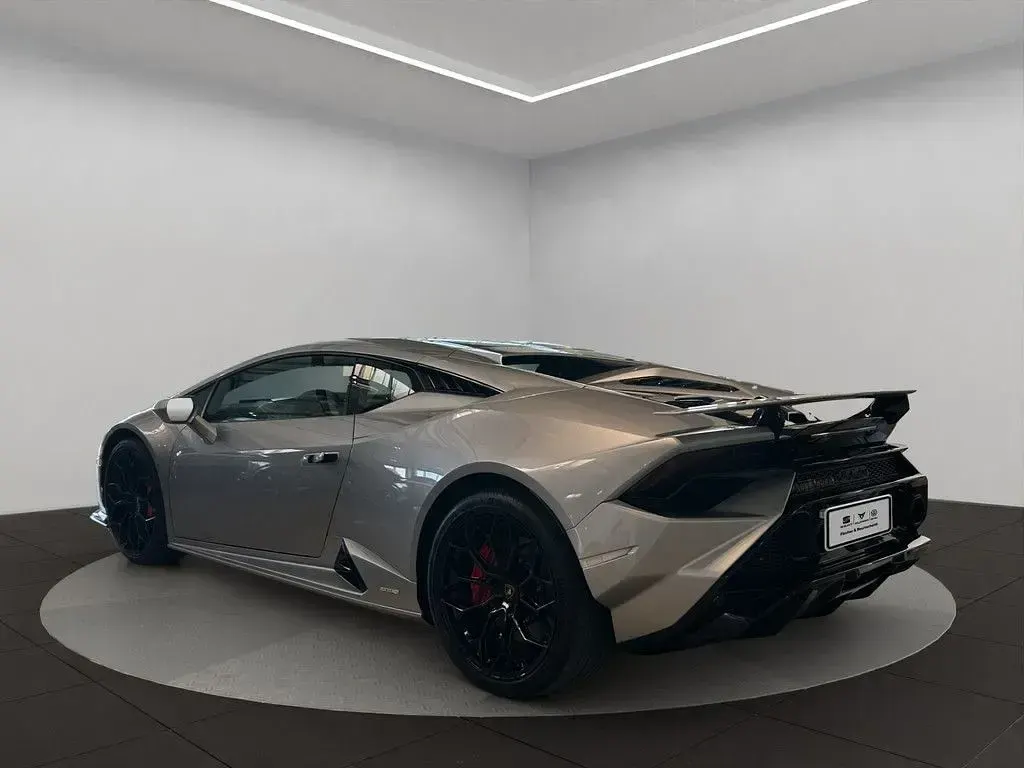 Gebraucht Lamborghini Huracán 639 PS (469 kW) 2024 Silber
