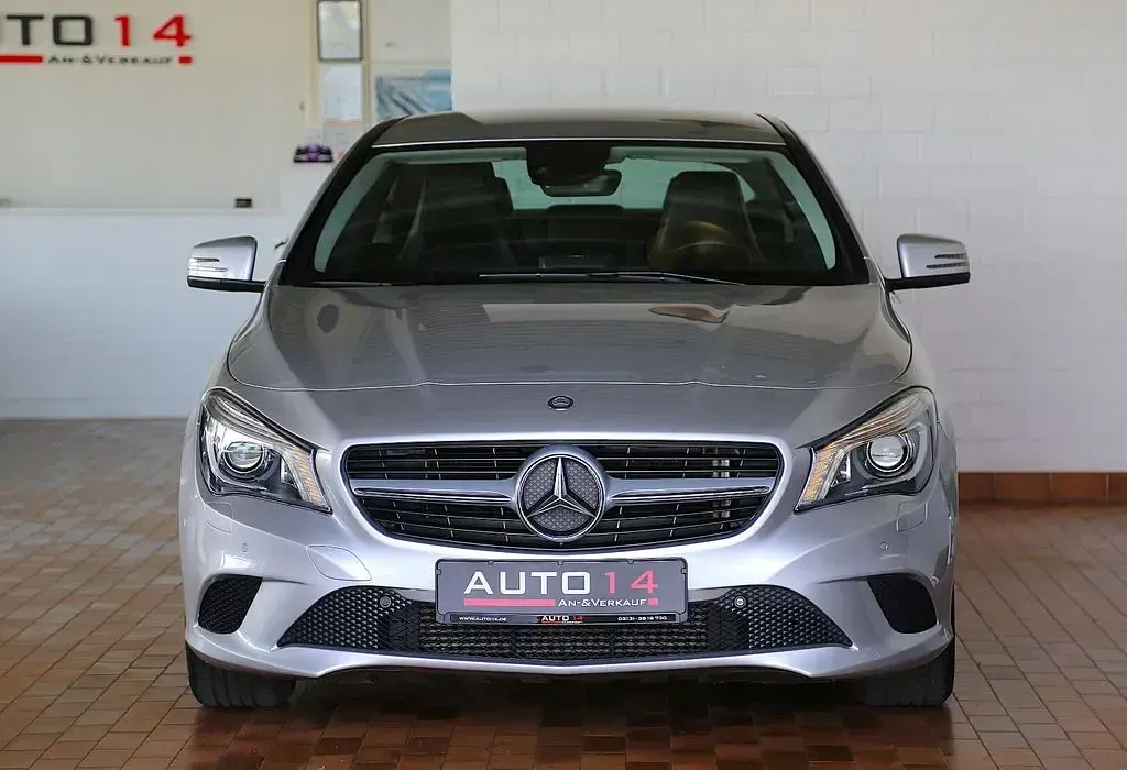 Gebraucht Mercedes CLA180 122 PS (89 kW) 2013 Silber Limousine