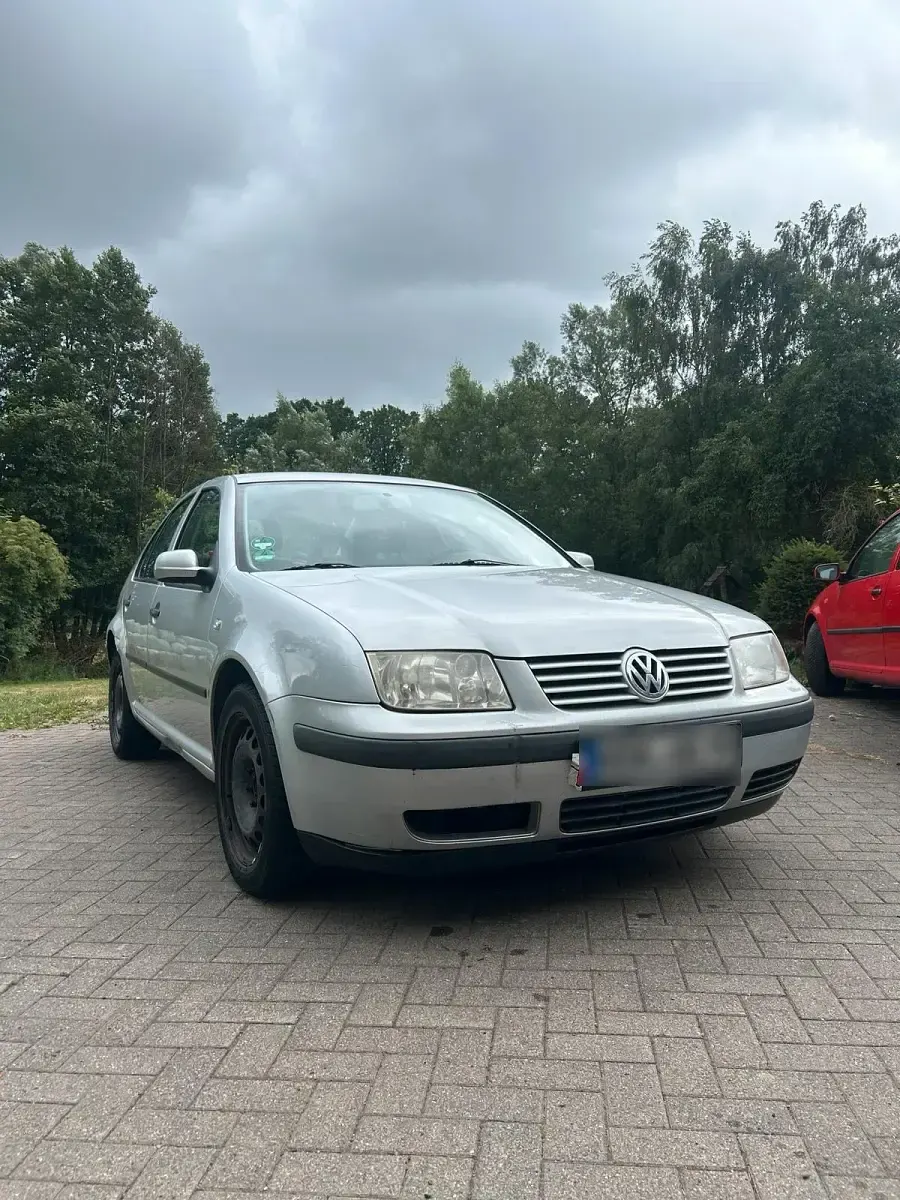 Gebraucht VW Bora 70 PS (51 kW) 2001 Grau Limousine