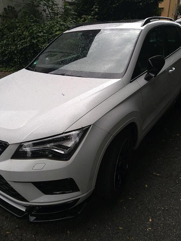 Weiß Gebraucht 2019 Cupra Ateca SUV | 25.999 € (Guter Preis) - Bild 1/4