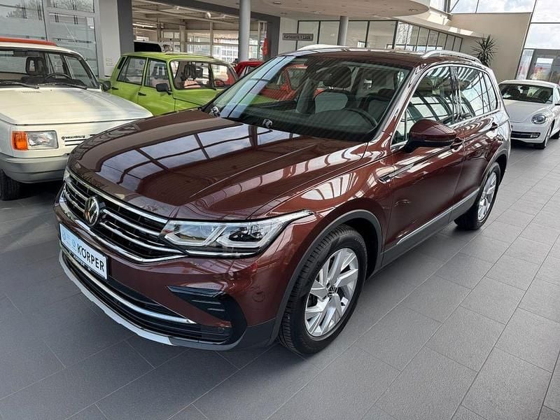 Gebraucht VW Tiguan Elegance 150 PS (110 kW) 2022 Blau SUV