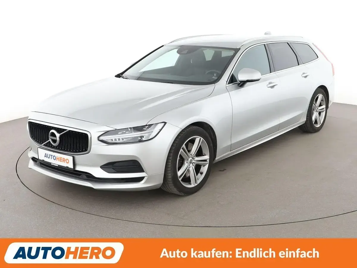 Gebraucht Volvo V90 Momentum 190 PS (139 kW) 2018 Kombi