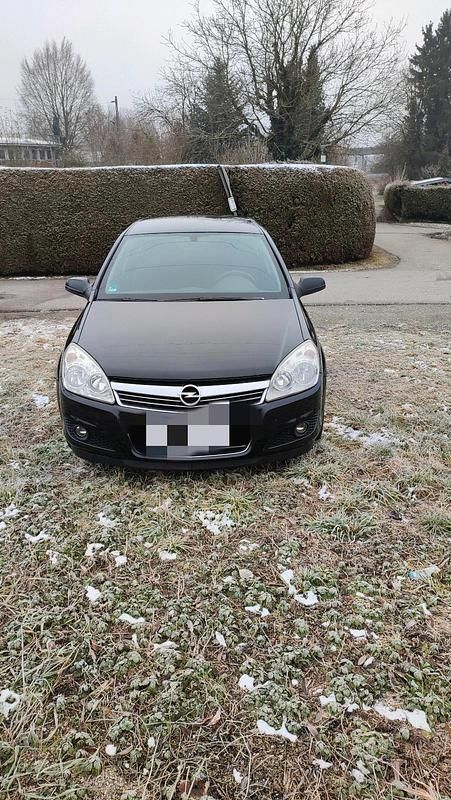 Schwarz Gebraucht 2008 Opel Astra Kleinwagen | 900 € (Superpreis) - Bild 1/4