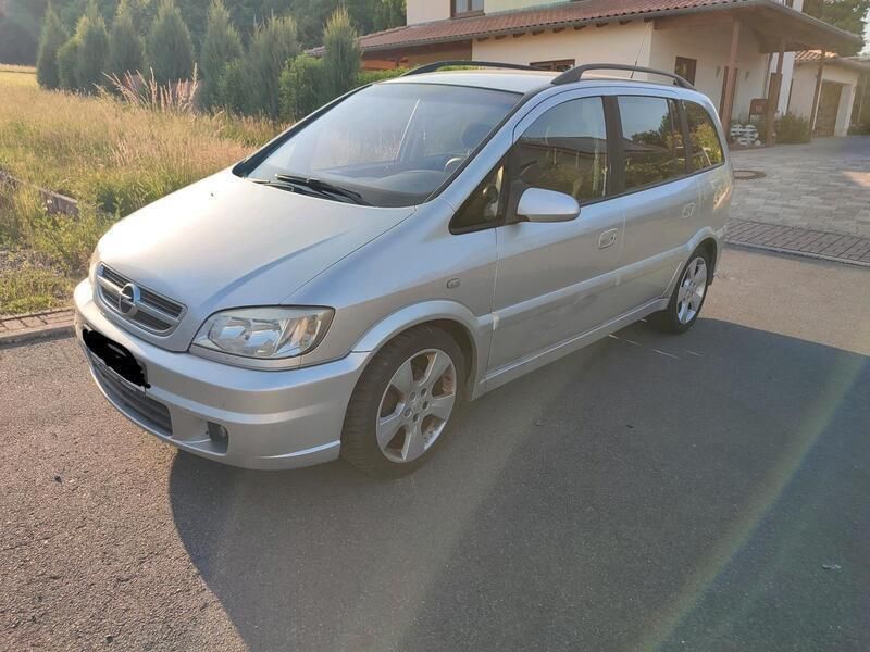 Silber Gebraucht 2005 Opel Zafira OPC Van / Kleinbus | 900 € - Bild 1/4