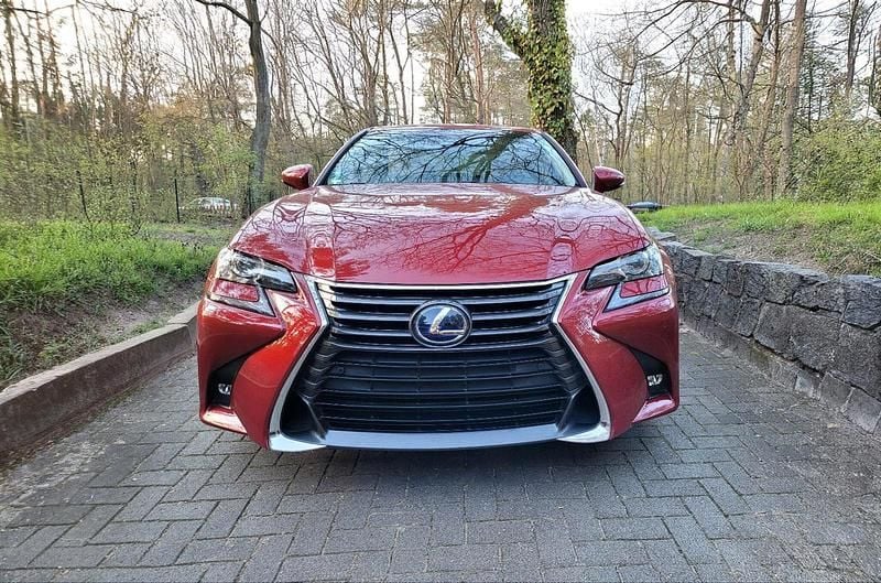 Gebraucht Lexus GS300h 223 PS (164 kW) 2018 Rot Limousine