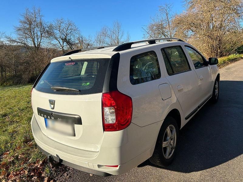 Gebraucht Dacia Logan MCV Lauréate 90 PS (66 kW) 2014 Weiß Kombi