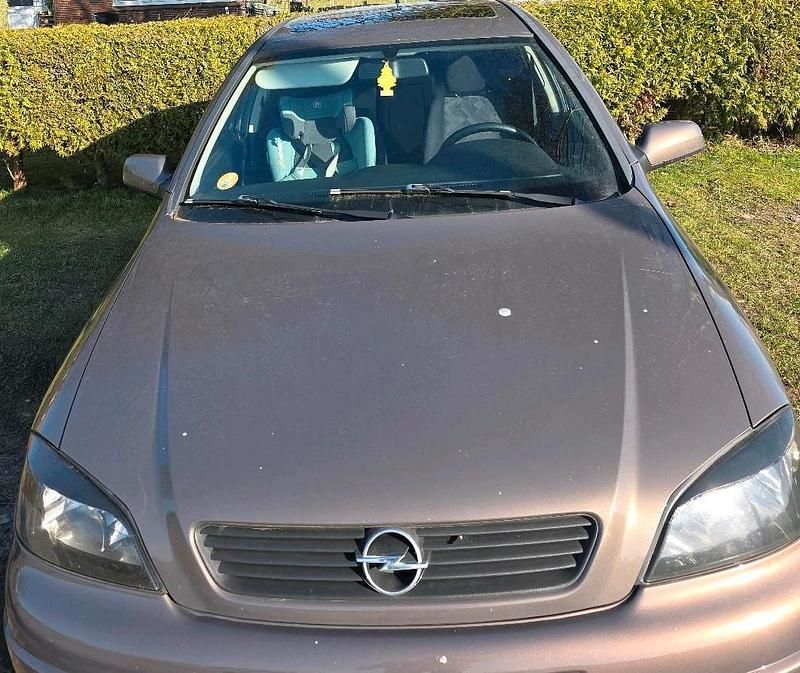 Gebraucht Opel Astra 75 PS (55 kW) 1997 Braun Limousine