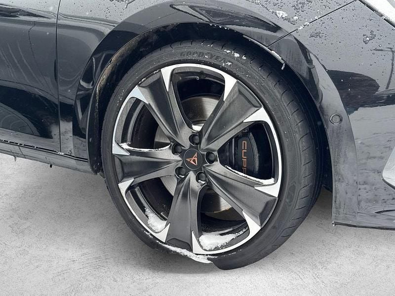 Gebraucht Cupra Leon VZ 310 PS (228 kW) 2022 Mitternachtsschwarz Kombi