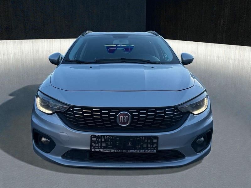 Gebraucht Fiat Tipo 120 PS (88 kW) 2019 Grau Kombi