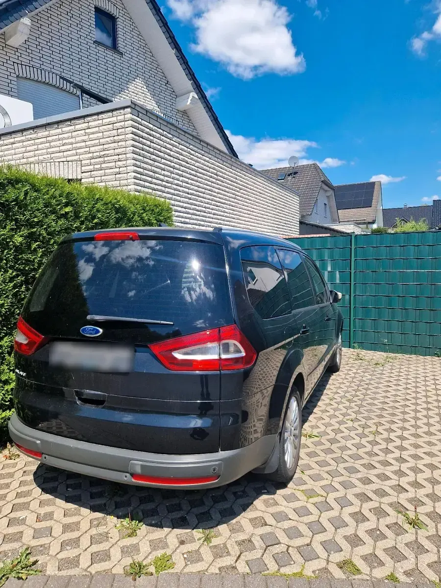 Gebraucht Ford Galaxy 141 PS (103 kW) 2013 Schwarz Van / Kleinbus