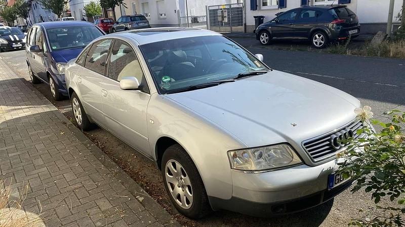 Grau Gebraucht 1997 Audi A6 Limousine | 950 € (Guter Preis) - Bild 1/4