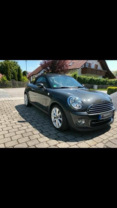 Grau Gebraucht 2012 Mini Cooper Cabriolet Cabrio | 11.999 € - Bild 1/4