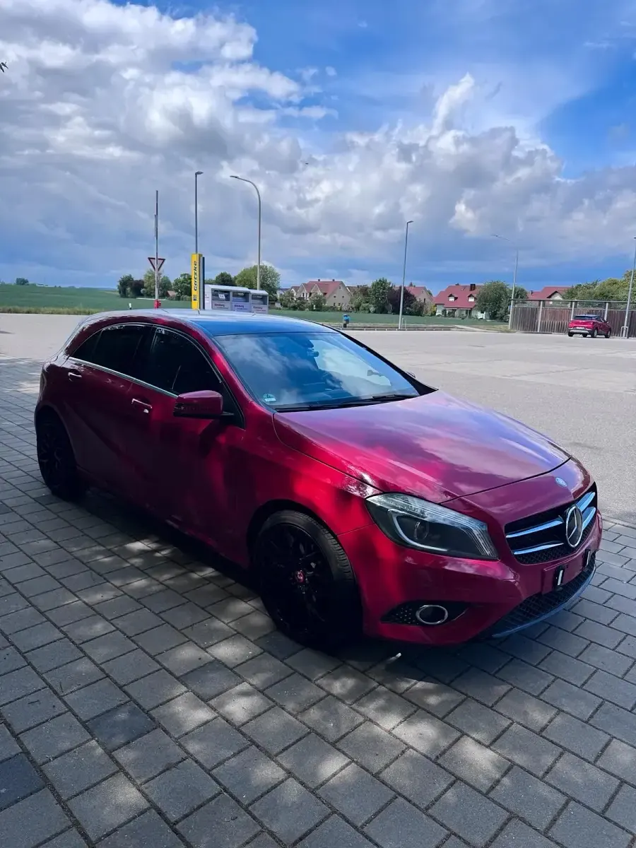 Gebraucht Mercedes A160 120 PS (88 kW) 2012 Rot Kleinwagen