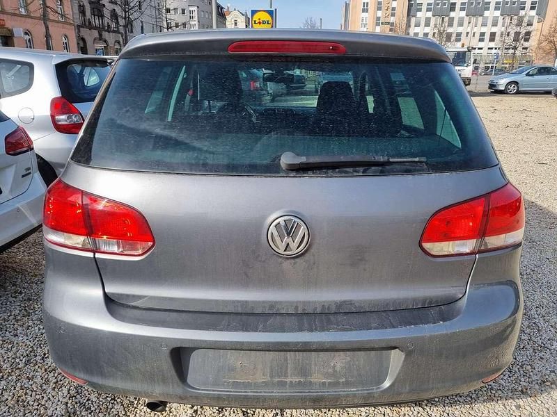 Gebraucht VW Golf VII Match 80 PS (58 kW) 2012 Reflexsilber metallic Kleinwagen