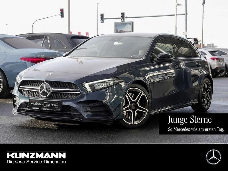 Denimblau metallic Gebraucht 2022 Mercedes A35 AMG AMG Limousine | 36.010 € (Superpreis) - Bild 1/4