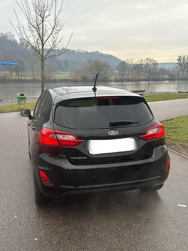 Gebraucht Ford Fiesta 2018 Schwarz Limousine
