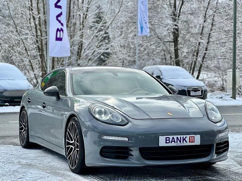 Schwarz Gebraucht 2013 Porsche Panamera Chrono Limousine | 18.999 € (Fairer Preis) - Bild 1/4