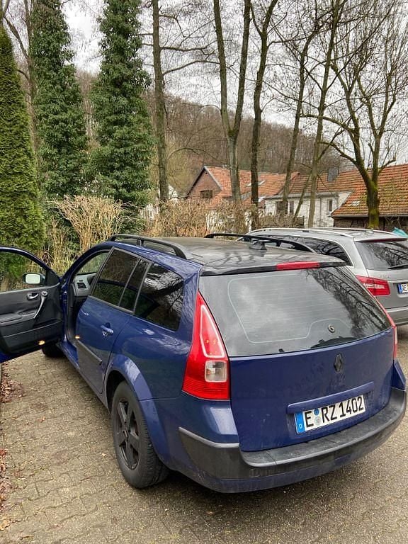 Gebraucht Renault Mégane II 111 PS (81 kW) 2005 Blau Limousine