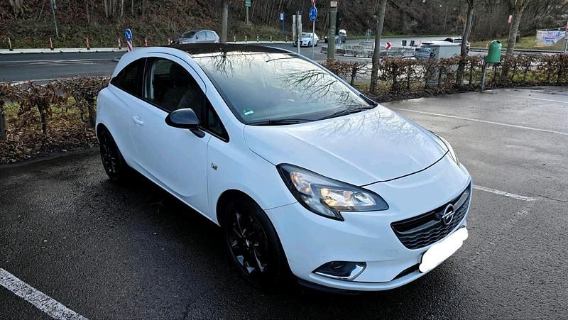 Weiß Gebraucht 2017 Opel Corsa Color Edition Kleinwagen | 7.650 € (Guter Preis) - Bild 1/4