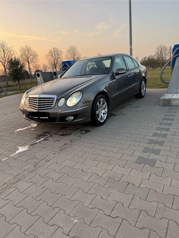 Gebraucht Mercedes 350 370 PS (272 kW) 2007 Braun Limousine