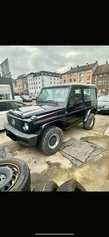Gebraucht Mercedes G300 88 PS (64 kW) 1982 Schwarz SUV
