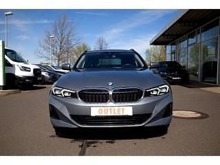 Gebraucht BMW 320 190 PS (139 kW) 2023 Grau Kombi