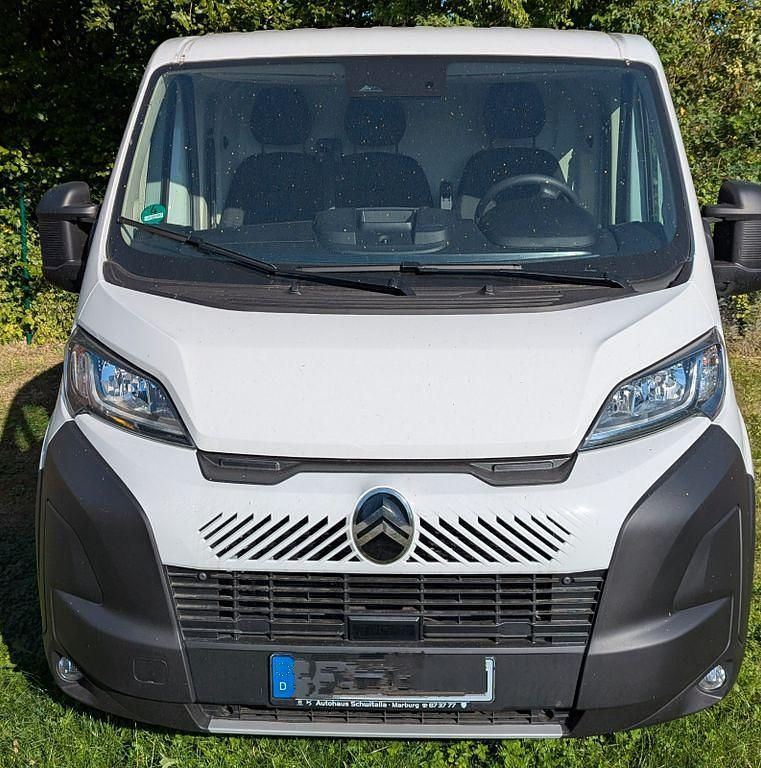 Weiß Gebraucht 2025 Citroën Jumper Van / Kleinbus | 29.500 € (Superpreis) - Bild 1/4