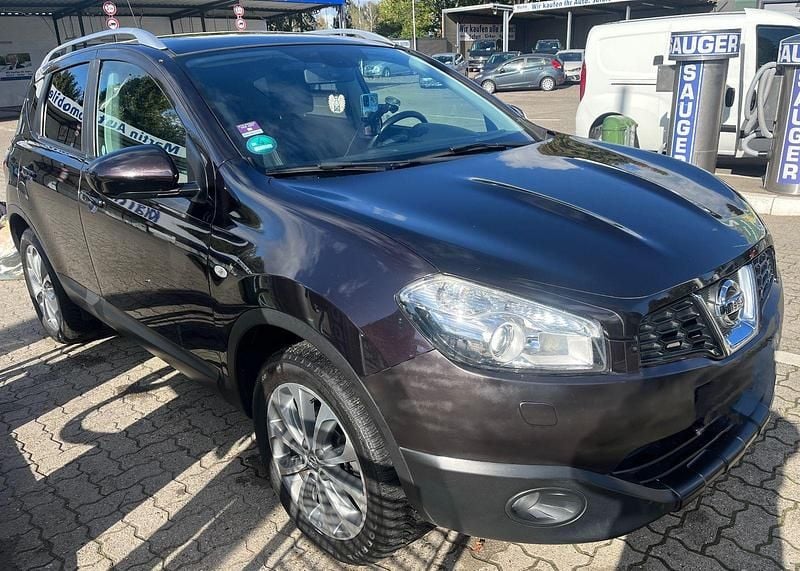 Violet Gebraucht 2011 Nissan Qashqai Tekna SUV | 6.600 € (Guter Preis) - Bild 1/4