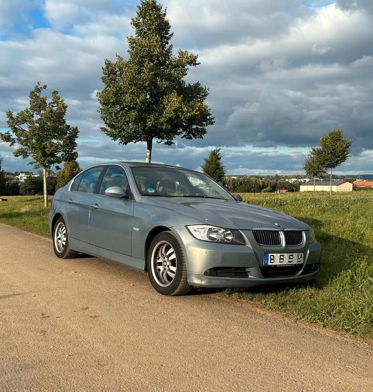 Gebraucht 2006 BMW 325 Limousine | 2.850 € - Bild 1/4