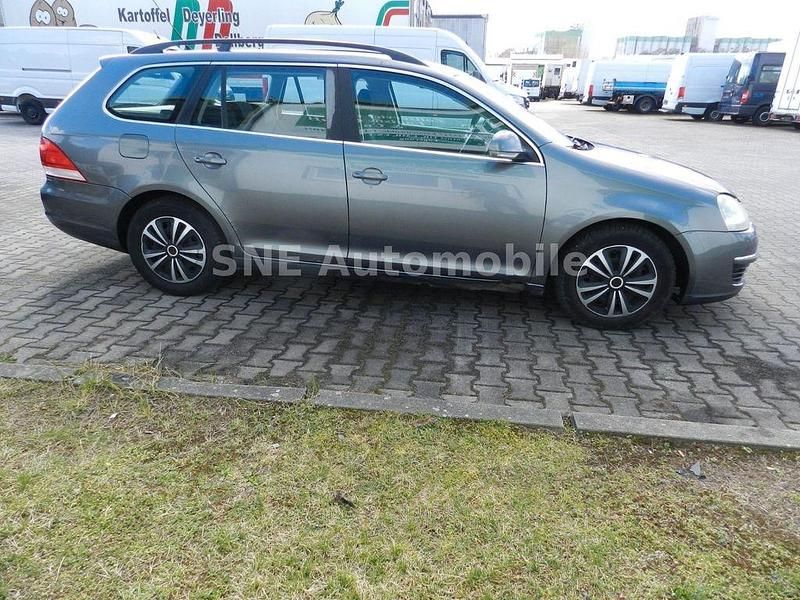 Gebraucht VW Golf V Comfortline 105 PS (77 kW) 2007 Grau Kombi