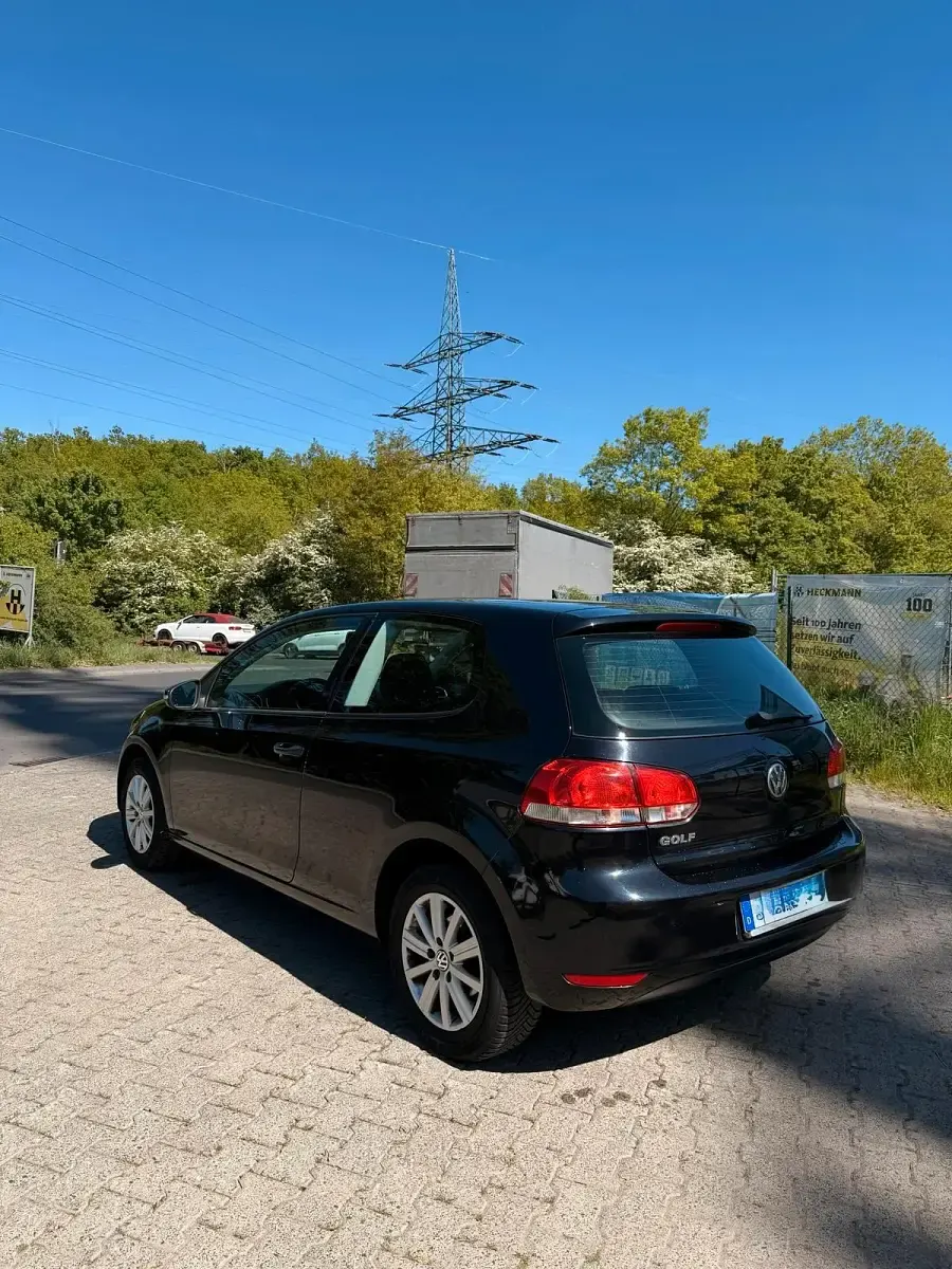 Gebraucht VW Golf VI 80 PS (58 kW) 2009 Schwarz Kleinwagen