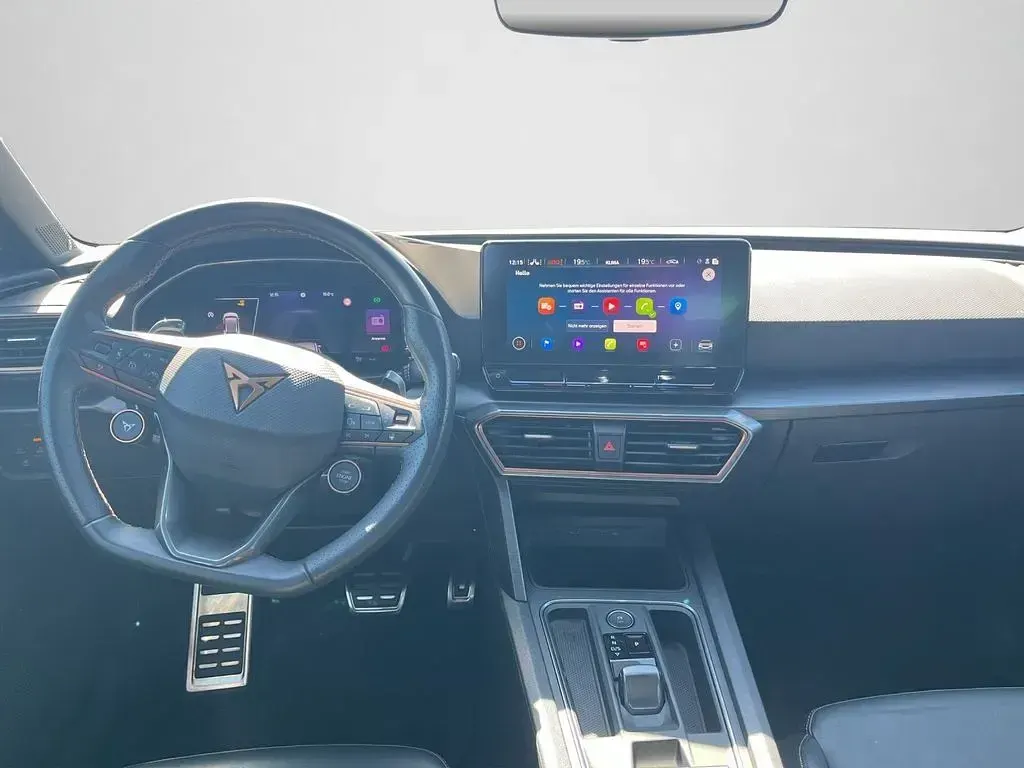 Używany Cupra Leon 310 KM (228 kW) 2021 Czerwony Sedan/Limuzyna