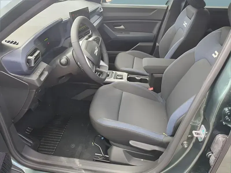 Neu Dacia Bigster 154 PS (113 kW) 2026 Grün SUV