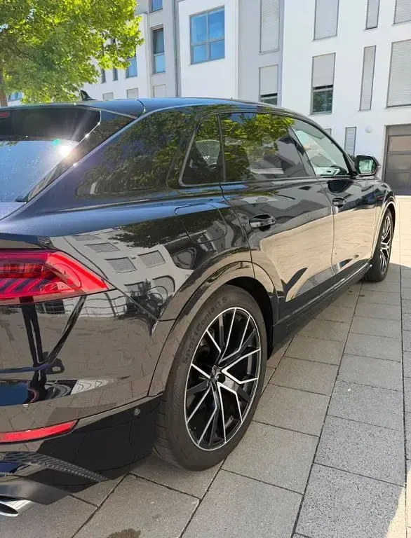 Gebraucht Audi SQ8 Sport 435 PS (319 kW) 2021 Schwarz SUV
