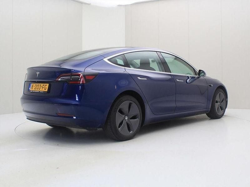 Gebraucht Tesla Model 3 Standard Range 225 kW (306 PS) 2020 Blau Limousine