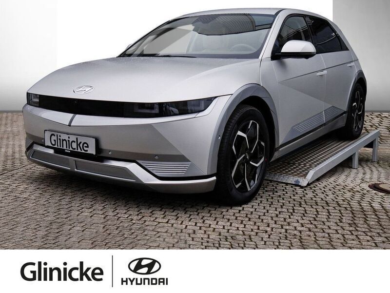 Gold Gebraucht 2022 Hyundai Ioniq 5 SUV | 47.490 € (Teuer) - Bild 1/4