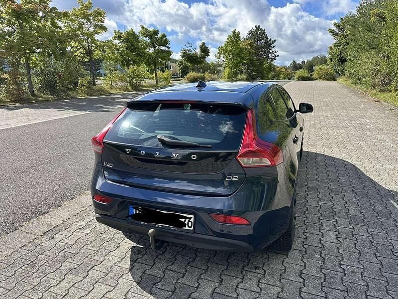 Gebraucht Volvo V40 Summum 114 PS (83 kW) 2013 Schwarz Limousine