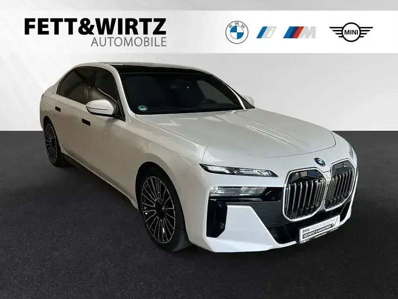 Gebraucht BMW 750e M Sport 489 PS (359 kW) 2025 Limousine